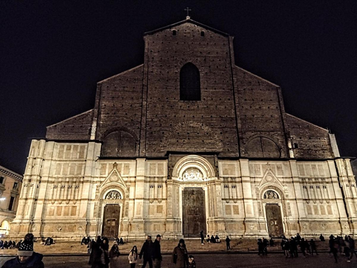 Affittacamere Di Andrea Bertolino Bologna Kültér fotó
